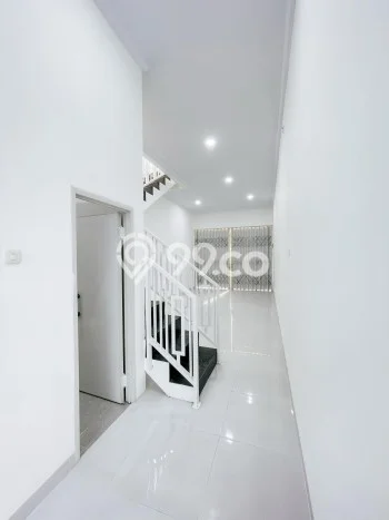 Ruko Dijual di Bekasi LT 60m2 & LB 100m2 Lokasi Terbaik! Ruko Dijual di Bekasi LT 60m2 & LB 100m2 Lokasi Terbaik!