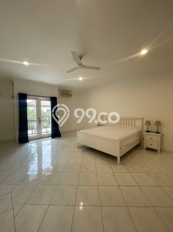 Siap Huni Rumah Mewah 4 Kamar di Cilandak Dekat ke Mana Pun Siap Huni Rumah Mewah 4 Kamar di Cilandak Dekat ke Mana Pun