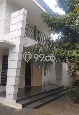 Rumah 2 KT 2 KM Area Premium di Pondok Indah, Jakarta Selatan Rumah 2 KT 2 KM Area Premium di Pondok Indah, Jakarta Selatan
