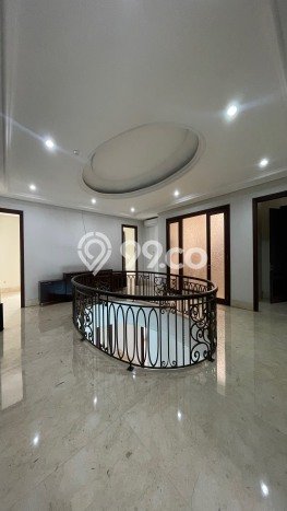Rumah Elit LB 850m2 Siap Pakai Desain Elegan di Pondok Indah, Jakarta Selatan Rumah Elit LB 850m2 Siap Pakai Desain Elegan di Pondok Indah, Jakarta Selatan