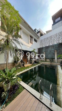 Rumah Asri di Pondok Indah, Jakarta Selatan, LT 535m² Bangunan 700m² Rumah Asri di Pondok Indah, Jakarta Selatan, LT 535m² Bangunan 700m²