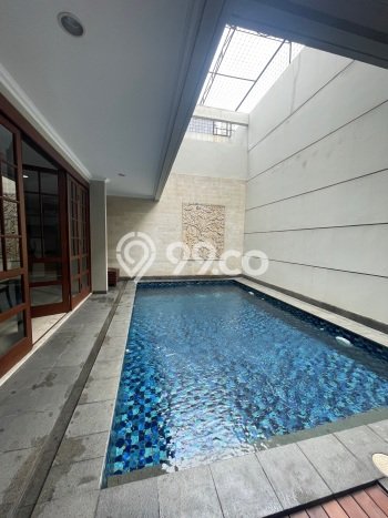 Jual Rumah Mewah Megah Dengan View Eksklusif di Pondok Indah, Jakarta Selatan Jual Rumah Mewah Megah Dengan View Eksklusif di Pondok Indah, Jakarta Selatan