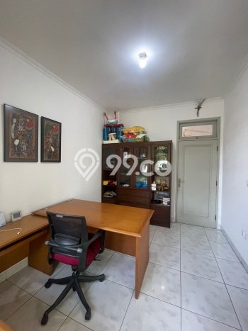 Dijual Rumah Mewah Elegan Dengan View Eksklusif di Pondok Indah, Jakarta Selatan Dijual Rumah Mewah Elegan Dengan View Eksklusif di Pondok Indah, Jakarta Selatan