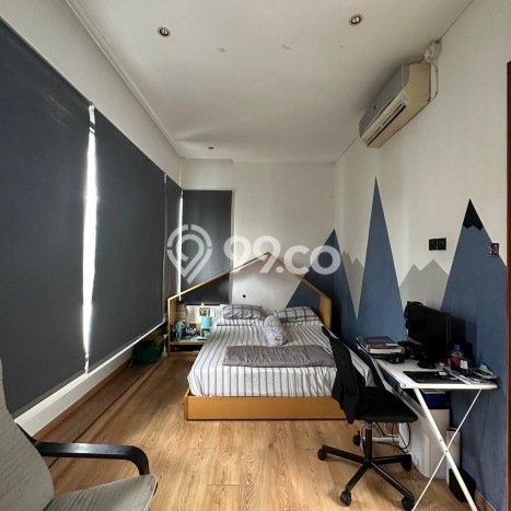 Rumah Elit Modern Tanpa Renovasi di Veteran Jakarta Selatan Rumah Elit Modern Tanpa Renovasi di Veteran Jakarta Selatan