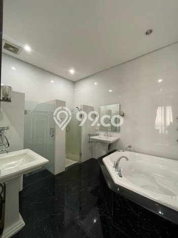 Rumah Elit Modern Siap Huni di Pondok Indah Jakarta Selatan Rumah Elit Modern Siap Huni di Pondok Indah Jakarta Selatan