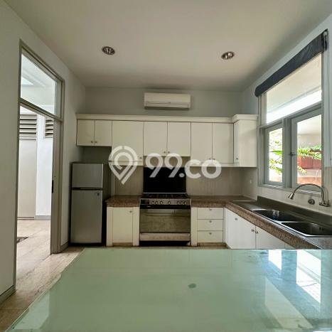 Rumah di Pondok Indah, Ready, 3 KM, Akses Pondok Indah, Jakarta Selatan, Jakarta Selatan, Luas 600m² Bangunan 500m² Rumah di Pondok Indah, Ready, 3 KM, Akses Pondok Indah, Jakarta Selatan, Jakarta Selatan, Luas 600m² Bangunan 500m²