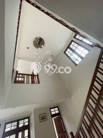 Jual Rumah Mewah Megah Dengan View Eksklusif di Pondok Indah, Jakarta Selatan Jual Rumah Mewah Megah Dengan View Eksklusif di Pondok Indah, Jakarta Selatan