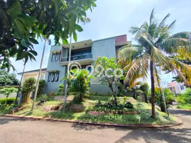 For Sale! Premium House LT 289m2 Desain Elegan di Legenda Wisata For Sale! Premium House LT 289m2 Desain Elegan di Legenda Wisata