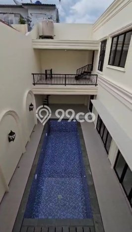 Rumah Elit LB 450m2 Siap Huni Desain Elegan di Kota Wisata, Bogor Rumah Elit LB 450m2 Siap Huni Desain Elegan di Kota Wisata, Bogor