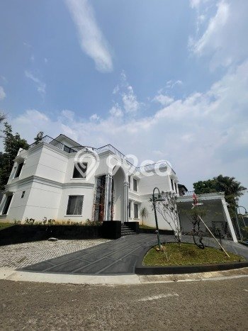 Rumah Elit LB 565m2 Siap Pakai Desain Elegan di Sentul City, Bogor Rumah Elit LB 565m2 Siap Pakai Desain Elegan di Sentul City, Bogor