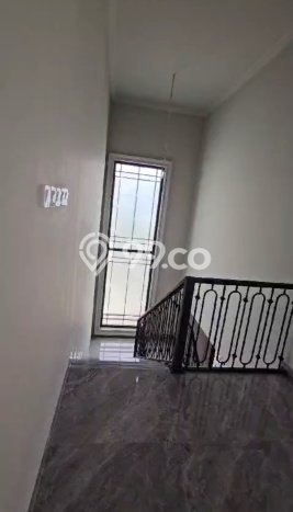 Rumah Elit LB 450m2 Siap Huni Desain Elegan di Kota Wisata, Bogor Rumah Elit LB 450m2 Siap Huni Desain Elegan di Kota Wisata, Bogor