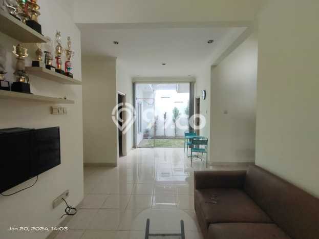 For Sale Hunian Rumah Terawat 2 KT di Grand Wisata, Bekasi For Sale Hunian Rumah Terawat 2 KT di Grand Wisata, Bekasi