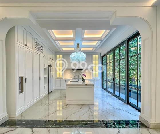 Rumah Eksklusif Siap Huni LT 312m2 di Kelapa Gading, Jakarta Utara Rumah Eksklusif Siap Huni LT 312m2 di Kelapa Gading, Jakarta Utara