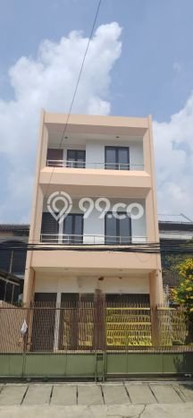 Hunian Mewah Dijual LT 120m2 di Kelapa Gading, Jakarta Utara Hunian Mewah Dijual LT 120m2 di Kelapa Gading, Jakarta Utara