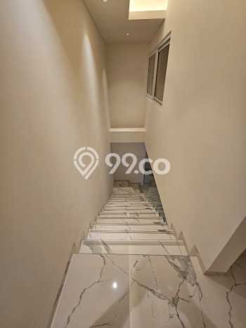 Rumah Eksklusif Siap Huni LT 83m2 di Kelapa Gading, Jakarta Utara Rumah Eksklusif Siap Huni LT 83m2 di Kelapa Gading, Jakarta Utara