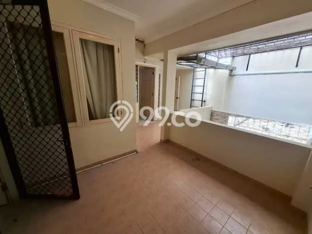 Hunian Eksklusif Siap Huni LT 140m2 di Kelapa Gading, Jakarta Utara Hunian Eksklusif Siap Huni LT 140m2 di Kelapa Gading, Jakarta Utara
