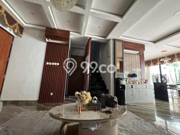 Rumah Elit LB 240m2 Siap Pakai Desain Elegan di Harapan Indah, Bekasi Rumah Elit LB 240m2 Siap Pakai Desain Elegan di Harapan Indah, Bekasi