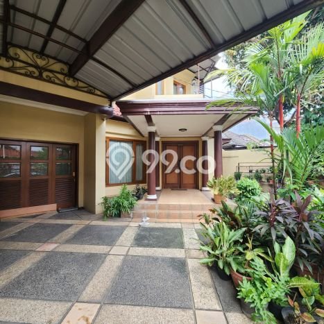 Hunian Elit LB 400m2 Siap Huni Desain Elegan di Pejaten, Jakarta Selatan Hunian Elit LB 400m2 Siap Huni Desain Elegan di Pejaten, Jakarta Selatan