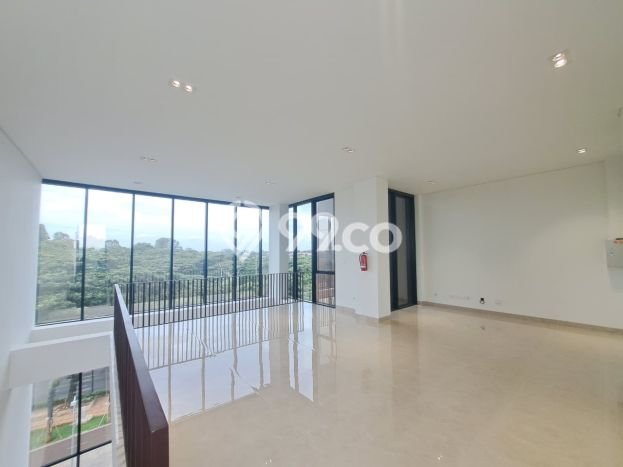 Disewakan Kantor di BSD Tangerang Selatan LT 183m2, LB 583m2 Disewakan Kantor di BSD Tangerang Selatan LT 183m2, LB 583m2