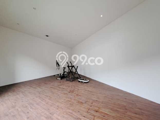 Jual Rumah Mewah Elegan Dengan View Cantik di BSD, Tangerang Jual Rumah Mewah Elegan Dengan View Cantik di BSD, Tangerang