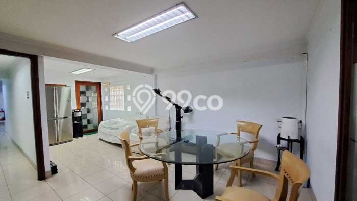 Unit Gudang Dijual di Jakarta Utara LT 11000m2 & LB 11000m2 Unit Gudang Dijual di Jakarta Utara LT 11000m2 & LB 11000m2