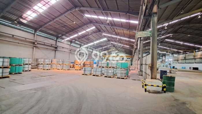 Unit Gudang Dijual di Jakarta Utara LT 11000m2 & LB 11000m2 Unit Gudang Dijual di Jakarta Utara LT 11000m2 & LB 11000m2