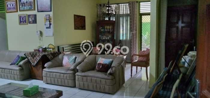 Dijual Rumah Luas Elegan Dengan View Cantik di Pejompongan, Jakarta Pusat Dijual Rumah Luas Elegan Dengan View Cantik di Pejompongan, Jakarta Pusat
