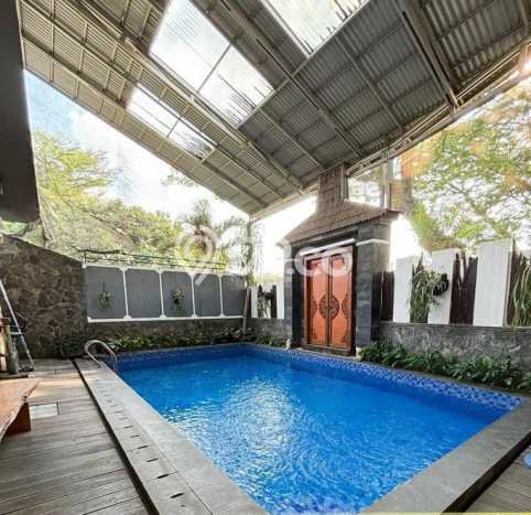Rumah Elit LB 625m2 Siap Huni Desain Elegan di Bintaro, Tangerang Selatan Rumah Elit LB 625m2 Siap Huni Desain Elegan di Bintaro, Tangerang Selatan