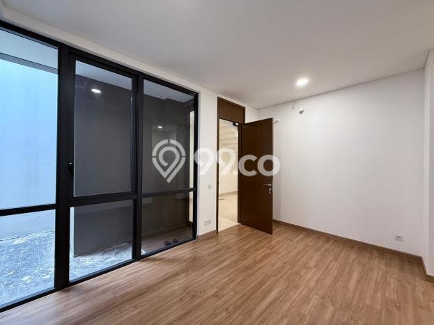 Rumah 5 KT 7 KM di Lokasi Strategis BSD, Tangerang Selatan Rumah 5 KT 7 KM di Lokasi Strategis BSD, Tangerang Selatan