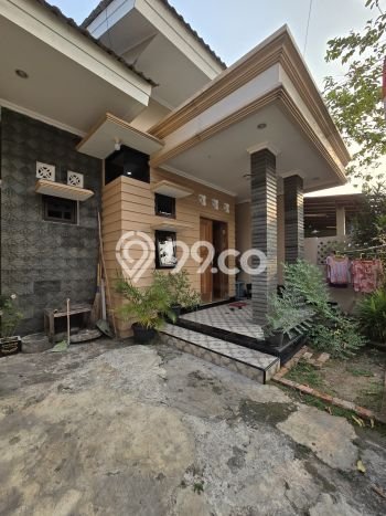 For Sale Hunian Rumah Terawat 2 Kamar di BSD, Tangerang For Sale Hunian Rumah Terawat 2 Kamar di BSD, Tangerang