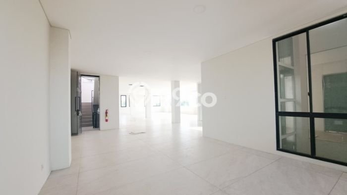 Disewakan Ruko di Kawasan Ramai BSD The Icon Luas 1000m2 Disewakan Ruko di Kawasan Ramai BSD The Icon Luas 1000m2