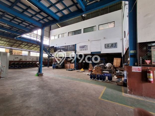 Unit Gudang Dijual di BSD Tangerang Selatan Luas Tanah 880m2, Luas Bangunan 490m2 Unit Gudang Dijual di BSD Tangerang Selatan Luas Tanah 880m2, Luas Bangunan 490m2