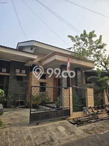 For Sale Hunian Rumah Terawat 2 Kamar di BSD, Tangerang For Sale Hunian Rumah Terawat 2 Kamar di BSD, Tangerang
