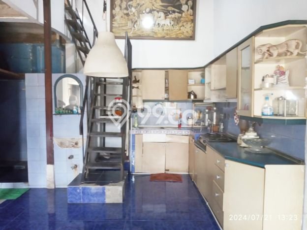 Hot Offer Hunian Mewah Ideal dan Luas di Kebayoran Lama, Jakarta Selatan Hot Offer Hunian Mewah Ideal dan Luas di Kebayoran Lama, Jakarta Selatan