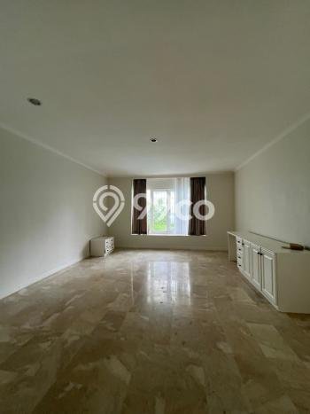 Jarang Ada! Rumah Sewa 5 Kamar Nyaman Siap Huni Lebak Bulus Jarang Ada! Rumah Sewa 5 Kamar Nyaman Siap Huni Lebak Bulus