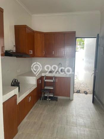 Jual Rumah Luas Megah Dengan View Cantik di Bintaro, Jakarta Selatan Jual Rumah Luas Megah Dengan View Cantik di Bintaro, Jakarta Selatan