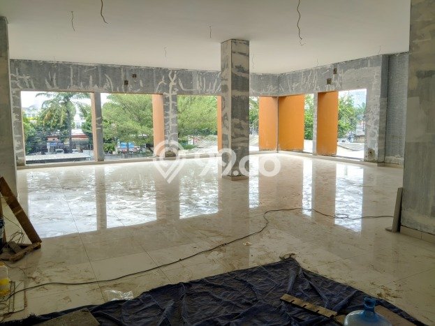 Dijual Komersial di Cilandak Jakarta Selatan LT 1890m2 / LB 1125m2 Dijual Komersial di Cilandak Jakarta Selatan LT 1890m2 / LB 1125m2
