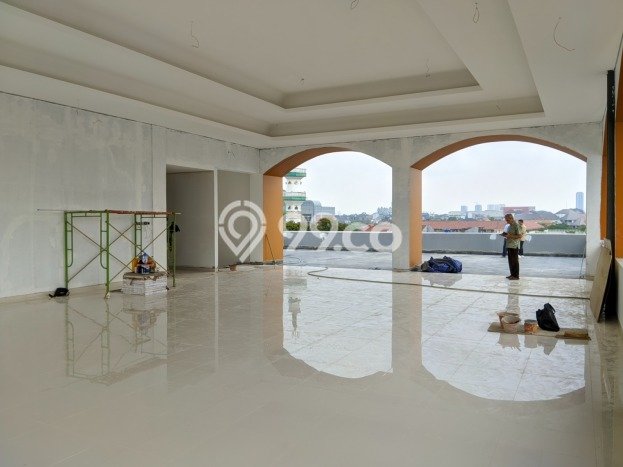 Dijual Komersial di Cilandak Jakarta Selatan LT 1890m2 / LB 1125m2 Dijual Komersial di Cilandak Jakarta Selatan LT 1890m2 / LB 1125m2