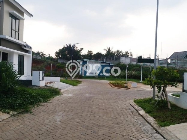 For Sale Rumah 2 Kamar Lokasi Strategis Bagus dan Strategis di Serpong For Sale Rumah 2 Kamar Lokasi Strategis Bagus dan Strategis di Serpong
