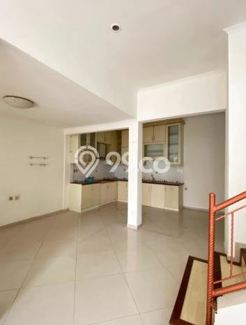 PRIME LOCATION! Rumah Berkembang di Ciputat, Luas 93m² Bangunan 200m² PRIME LOCATION! Rumah Berkembang di Ciputat, Luas 93m² Bangunan 200m²