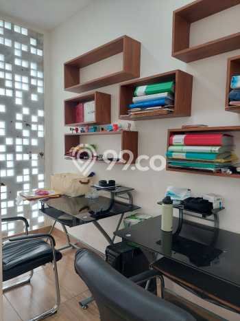 Jual Rumah Bagus Siap Huni LB 130m2 di Ciputat Timur, Tangerang Selatan Jual Rumah Bagus Siap Huni LB 130m2 di Ciputat Timur, Tangerang Selatan