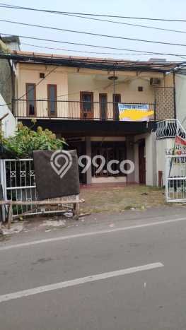 Rumah Luas Asri 4 KT Siap Pakai di Pondok Pinang Jakarta Selatan Rumah Luas Asri 4 KT Siap Pakai di Pondok Pinang Jakarta Selatan