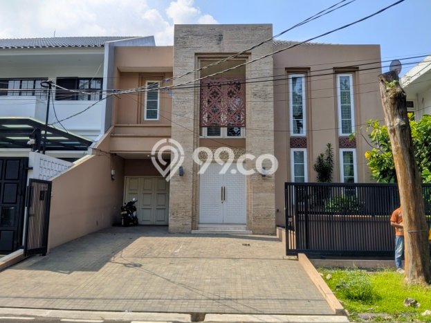 Rumah Luxury Modern Tanpa Renovasi di Pondok Indah Jakarta Selatan Rumah Luxury Modern Tanpa Renovasi di Pondok Indah Jakarta Selatan