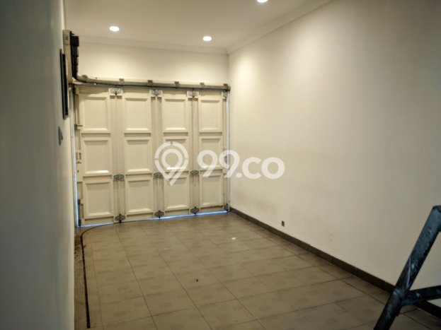 Rumah Kontrakan Jakarta Selatan LT 320m2 LB 300m2 Area Pondok Indah Rumah Kontrakan Jakarta Selatan LT 320m2 LB 300m2 Area Pondok Indah