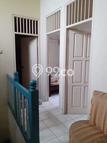 Rumah Luxury Modern Siap Huni di Bintaro Tangerang Selatan Rumah Luxury Modern Siap Huni di Bintaro Tangerang Selatan