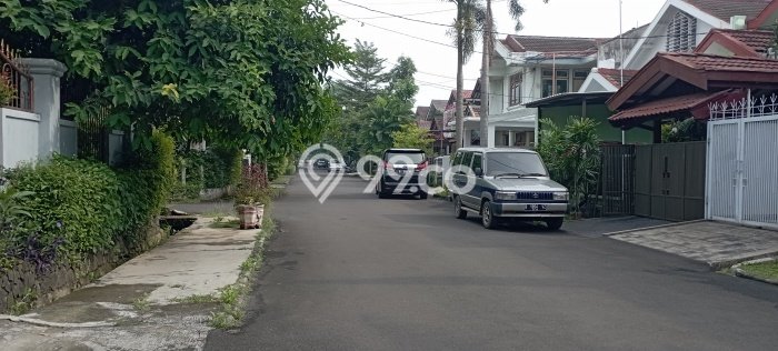 Rumah Luxury Modern Siap Huni di Bintaro Tangerang Selatan Rumah Luxury Modern Siap Huni di Bintaro Tangerang Selatan