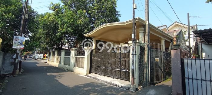 Rumah Elit Modern Tanpa Renovasi di Bintaro Jakarta Selatan Rumah Elit Modern Tanpa Renovasi di Bintaro Jakarta Selatan