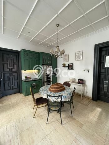 Dijual Rumah Premium dengan Fasilitas Sekitar Komplit di Kebayoran Lama, Jakarta Selatan Dijual Rumah Premium dengan Fasilitas Sekitar Komplit di Kebayoran Lama, Jakarta Selatan