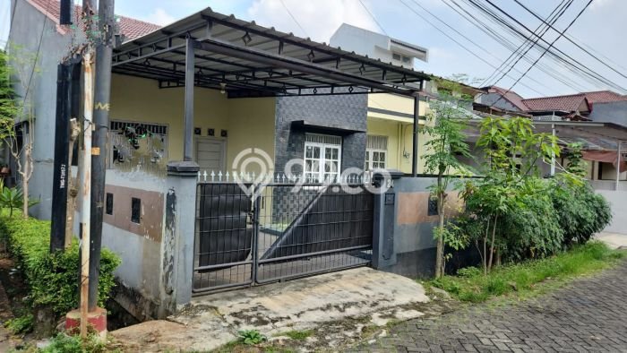 Rumah Minimalis 3 KT di Bintaro Jakarta Selatan Unfurnished Rumah Minimalis 3 KT di Bintaro Jakarta Selatan Unfurnished