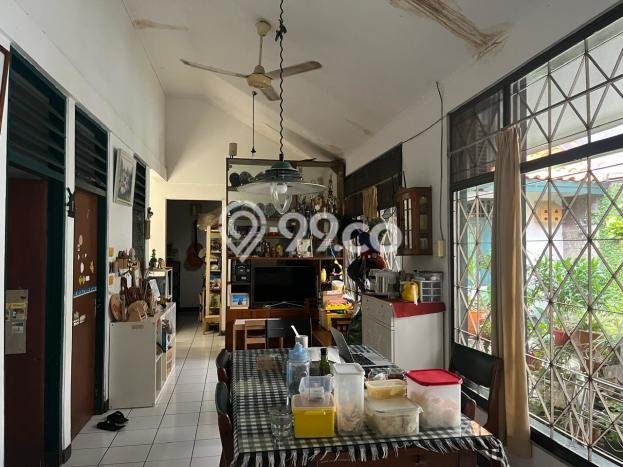Jual Rumah Luas Elegan Dengan View Cantik di Meruya, Jakarta Barat Jual Rumah Luas Elegan Dengan View Cantik di Meruya, Jakarta Barat